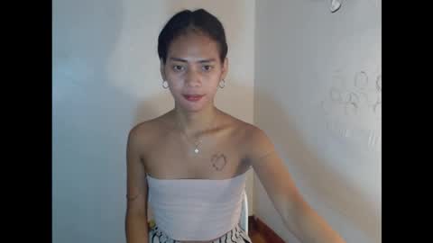Snapshot of lovelycarmilla chatting on September 2025 02:54:01 PM Carnilla online show from September 2025 02:54:01 PM