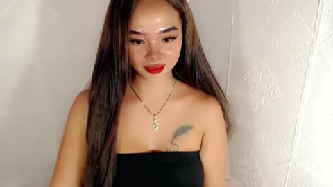 Snapshot of lovelykayleexx chatting on February 2025 04:24:01 PM ara online show from February 2025 04:24:01 PM