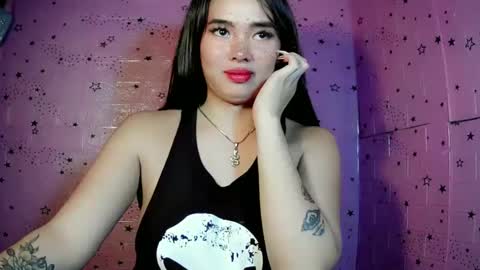 Snapshot of lovelykayleexx chatting on March 2025 07:17:01 PM ara online show from March 2025 07:17:01 PM