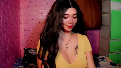 Snapshot of lovelykayleexx chatting on March 2025 02:51:02 PM ara online show from March 2025 02:51:02 PM