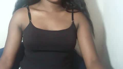 lovelylarra online show from March 2026 08:32:02 AM