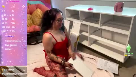 Lilith online show from December 2024 06:27:01 PM