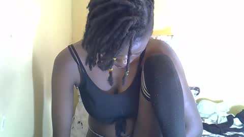 Snapshot of lovelymee2 chatting on November 2025 09:42:02 AM lovelymee2 online show from November 2025 09:42:02 AM