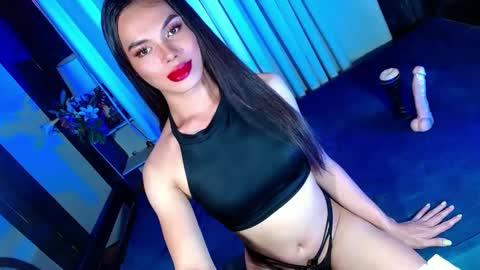 Snapshot of lovelymiss_shyna11 chatting on February 2025 05:22:01 PM lovelymiss_shyna11 online show from February 2025 05:22:01 PM