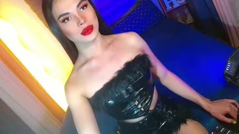 lovelymiss_shyna11 online show from March 2026 07:45:01 AM