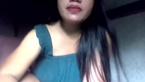 lovelymocha27s online show from November 2025 05:12:03 AM