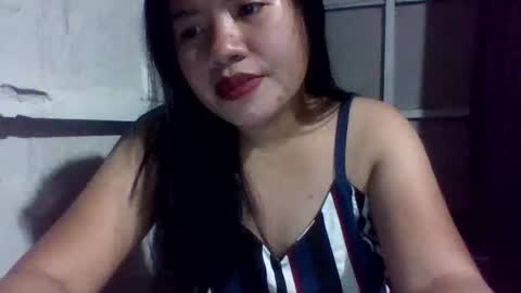 lovelymocha27s online show from November 2025 10:14:02 AM