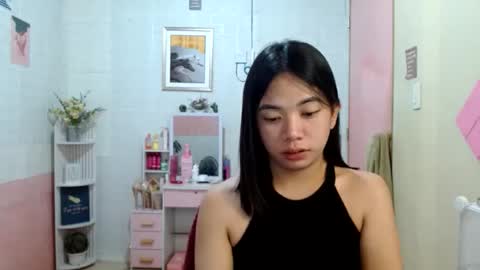 Snapshot of lovelypetitebigcock chatting on February 2026 04:14:01 PM lovelypetitebigcock online show from February 2026 04:14:01 PM