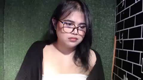 lovely online show from September 2025 07:08:01 PM