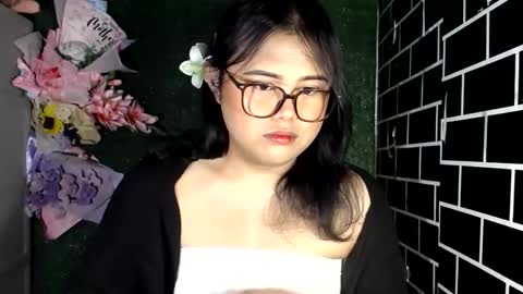 lovely online show from October 2025 09:02:01 PM