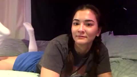 Queen Aria  online show from January 2025 12:00:02 AM