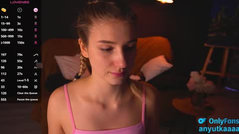 Anna online show from January 2025 11:37:02 AM