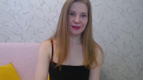 Snapshot of lovepeanutgirl chatting on February 2025 08:16:01 AM Mary Love online show from February 2025 08:16:01 AM