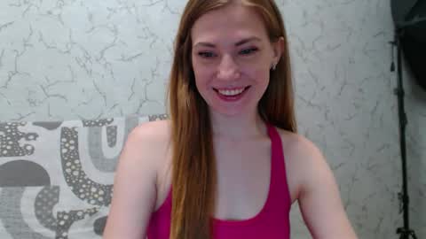 Snapshot of lovepeanutgirl chatting on September 2025 04:39:01 PM Mary Love online show from September 2025 04:39:01 PM