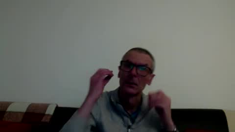 Snapshot of lovepvclate40s chatting on January 2025 07:58:02 PM lovepvcearly50s online show from January 2025 07:58:02 PM