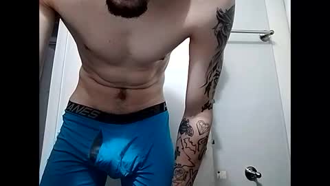 Snapshot of loverboy4411 chatting on January 2025 02:14:01 PM loverboy4411 online show from January 2025 02:14:01 PM