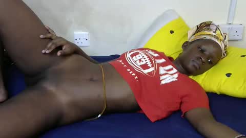 loveslut_ online show from December 2025 05:25:02 AM