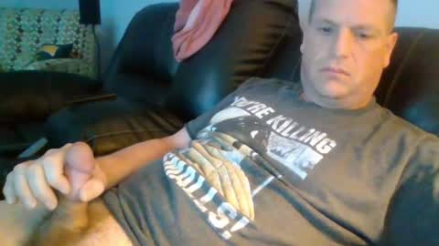 lovetocum37 online show from April 2026 01:09:02 PM