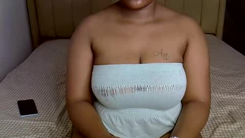 loveydivah online show from November 2025 08:36:02 AM