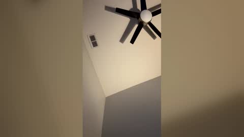 Snapshot of loveyofeets chatting on March 2026 07:56:01 AM loveyofeets online show from March 2026 07:56:01 AM