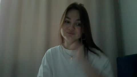 Snapshot of loviesimone chatting on February 2026 11:35:02 AM loviesimone online show from February 2026 11:35:02 AM