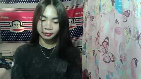 loving_rhean online show from May 2026 02:20:02 AM