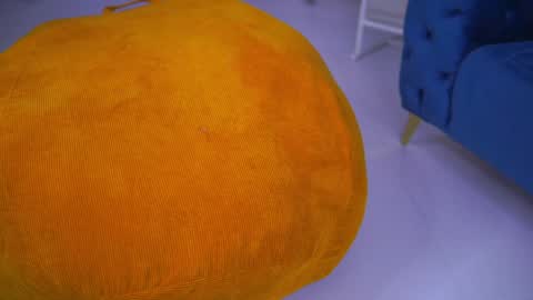 Snapshot of lovingblondie chatting on January 2025 07:45:02 AM Nora online show from January 2025 07:45:02 AM