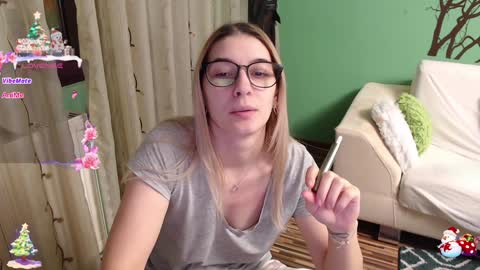 Antonia online show from December 2024 07:04:01 AM