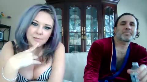 lovleybutwild online show from January 2026 06:24:01 PM