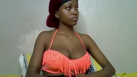 Snapshot of lovly_lastborn1 chatting on May 2026 04:52:02 AM lovly_lastborn1 online show from May 2026 04:52:02 AM