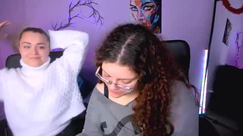 Snapshot of loya_best chatting on November 2025 06:58:01 AM loya_best online show from November 2025 06:58:01 AM