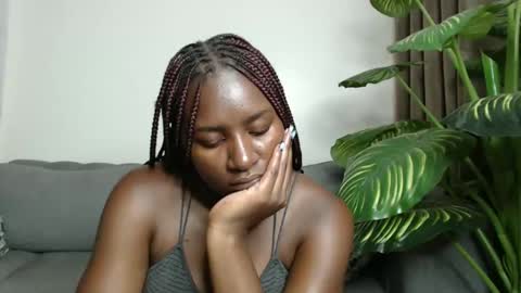 loyalcutie online show from January 2025 01:05:02 PM