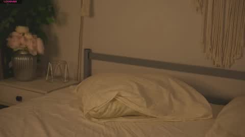 Lu 3 online show from September 2025 07:43:01 AM