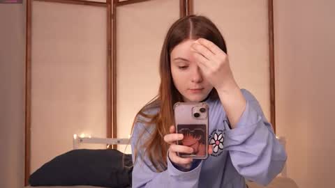 Lu 3 online show from October 2025 08:24:02 AM