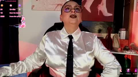 Snapshot of luanadabbraccio_ chatting on May 2026 02:44:01 PM luanadabbraccio_ online show from May 2026 02:44:01 PM