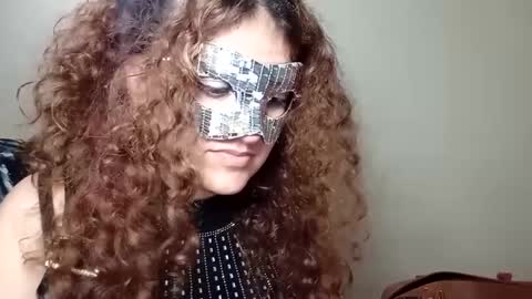 luanapowerful online show from February 2025 01:57:01 AM