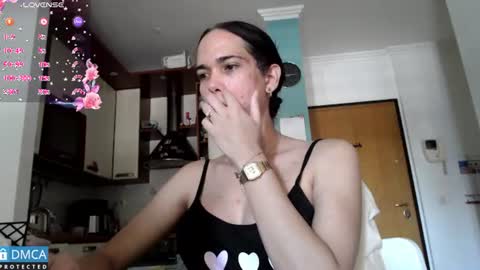luara_ online show from July 2026 07:14:01 AM