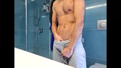 Snapshot of luca2828 chatting on November 2025 12:17:01 PM luca2828 online show from November 2025 12:17:01 PM