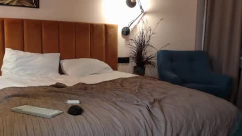 Snapshot of lucacharm chatting on February 2025 03:11:01 AM lucacharm online show from February 2025 03:11:01 AM