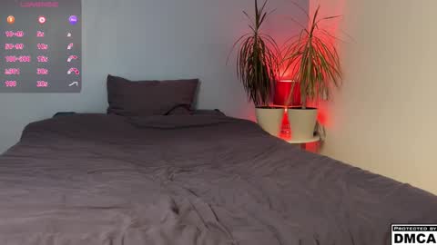 lucacharm online show from March 2026 03:49:02 PM