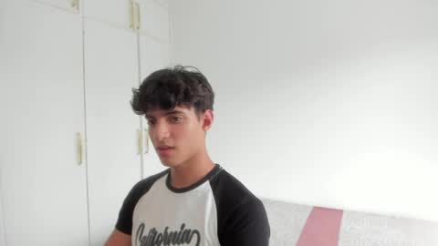 lucacosta19 online show from May 2026 07:30:02 PM