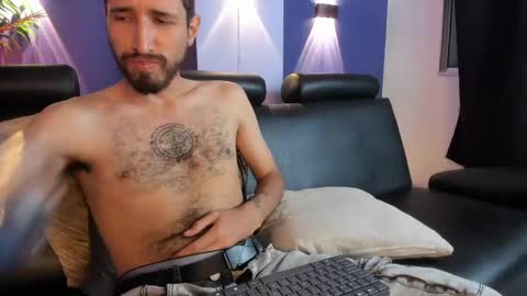 Lucas online show from April 2026 02:05:02 AM