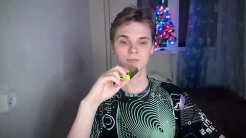 Lucas Gill online show from December 2024 08:26:02 PM