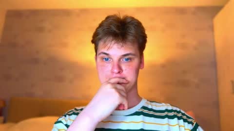 Lucas Gill online show from April 2026 08:14:02 PM