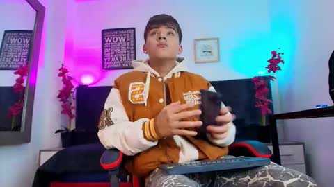 Lucas lovee online show from February 2026 03:38:02 AM