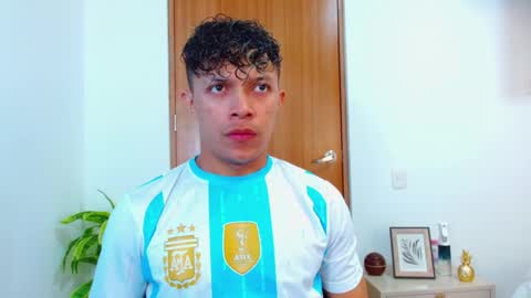 Lucas Luxx online show from February 2026 12:23:02 PM