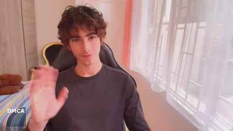 lucas_xo online show from October 2025 08:29:01 PM