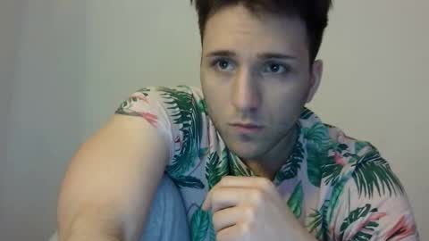 lucasbacon13 online show from December 2024 07:15:02 AM