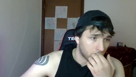 lucasbacon13 online show from February 2026 03:35:01 AM