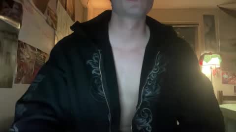 lucascrown online show from February 2026 06:45:02 AM